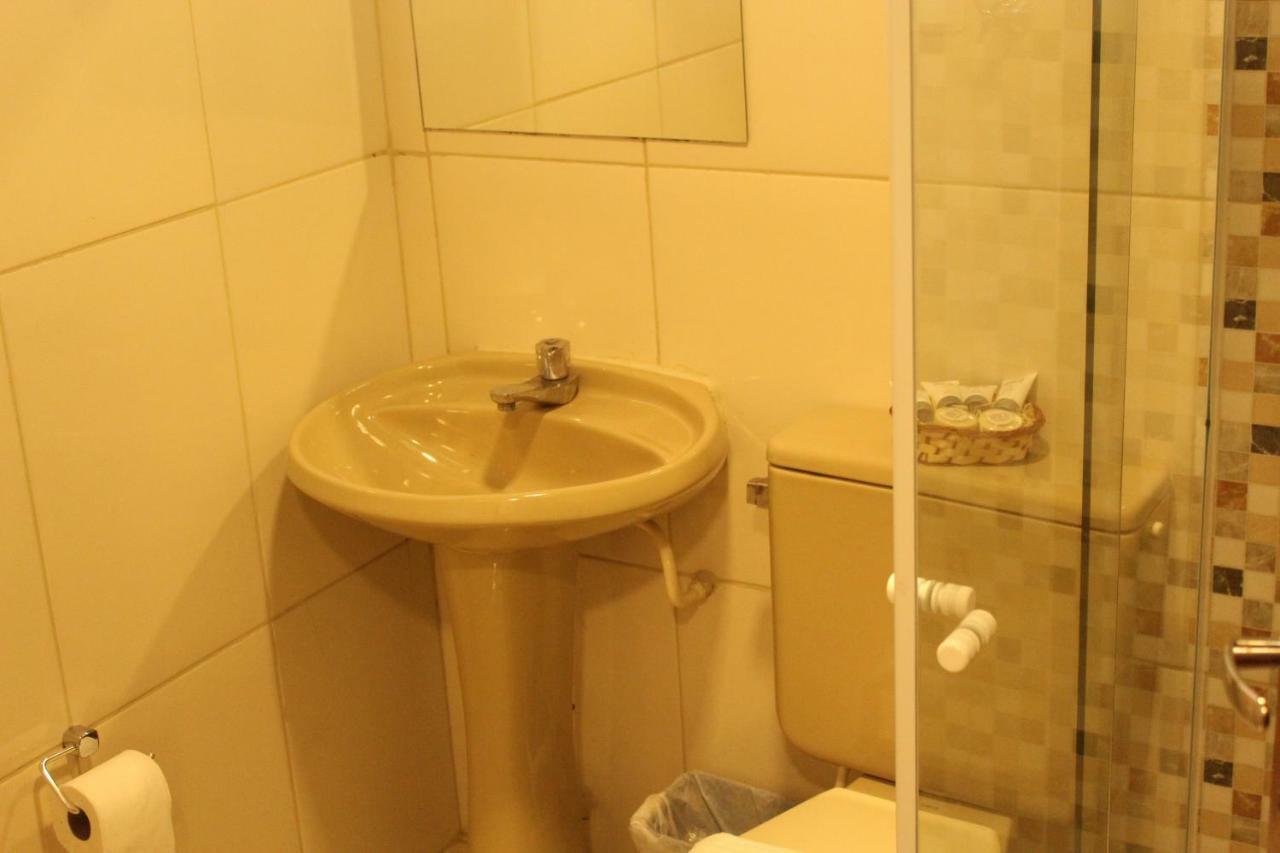 Pousada Tras Os Montes Sao Bento do Sapucai Bagian luar foto